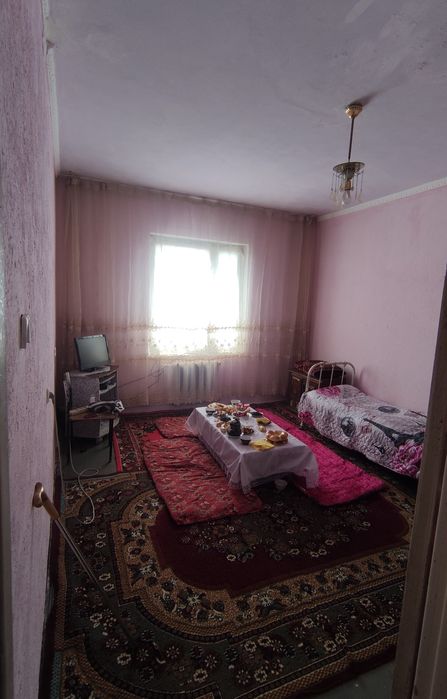 3 хонали 5 этаж квартира сотилади
ремонти ортача 2та каридор ва кладов