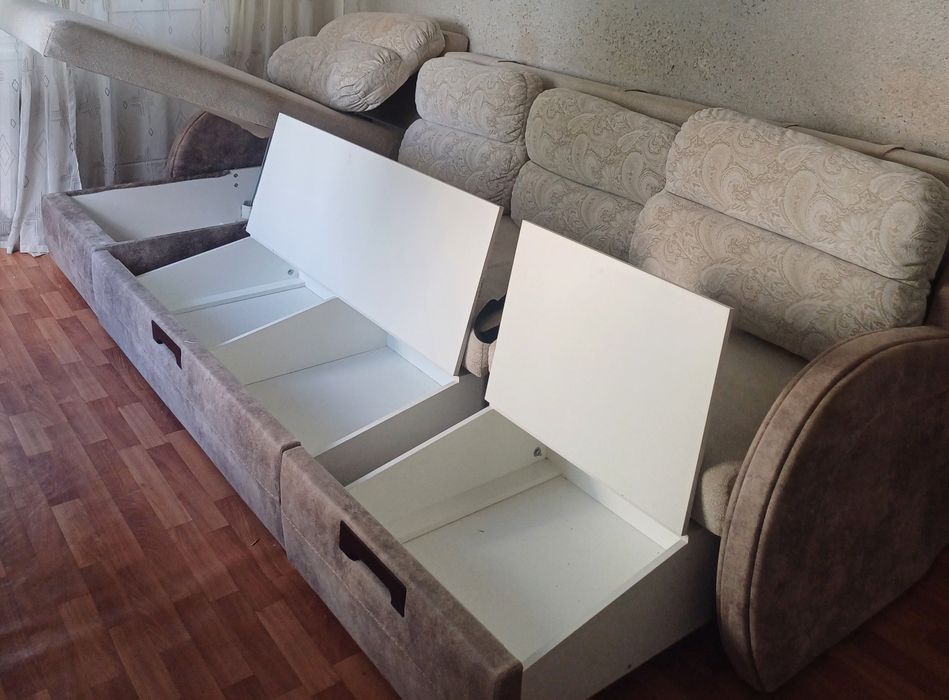 Продам диван б/у есть торг