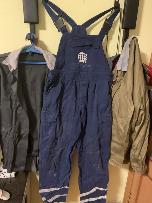 Спец одежда, размер 48-50, хорошее состояние.