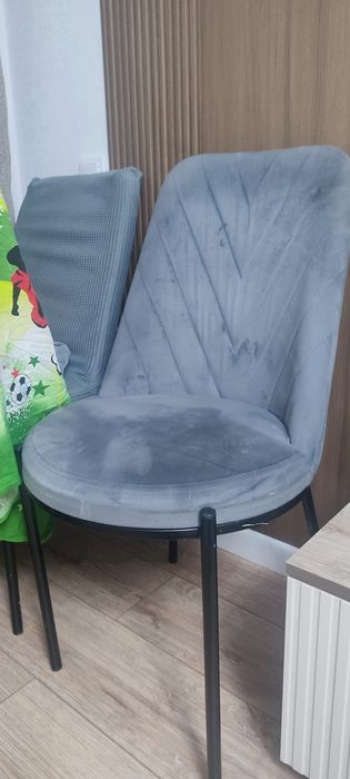 Стулья почти новый