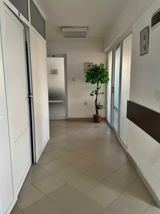 Продава се Офис в Бургас, Център - 273 кв.м за 1008 €/кв.м - Снимка #9