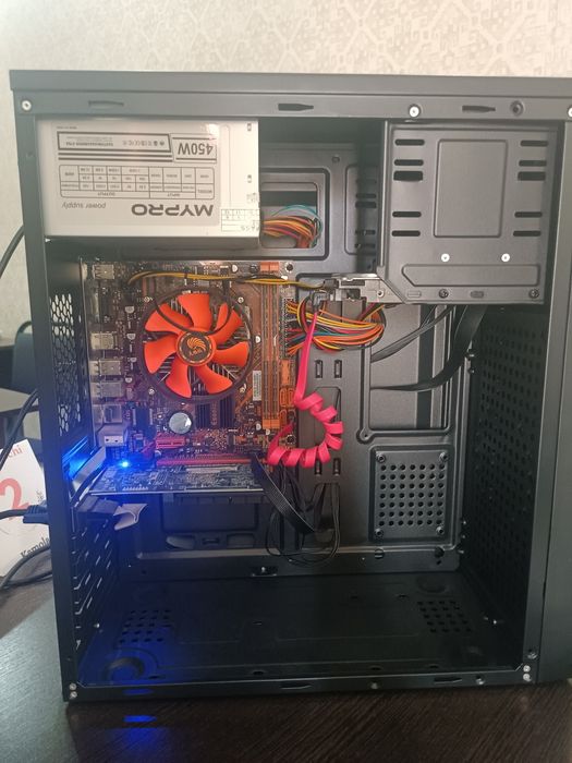 Kompyuter Komplekti Sotiladi — Tayyor Ish Holatida!