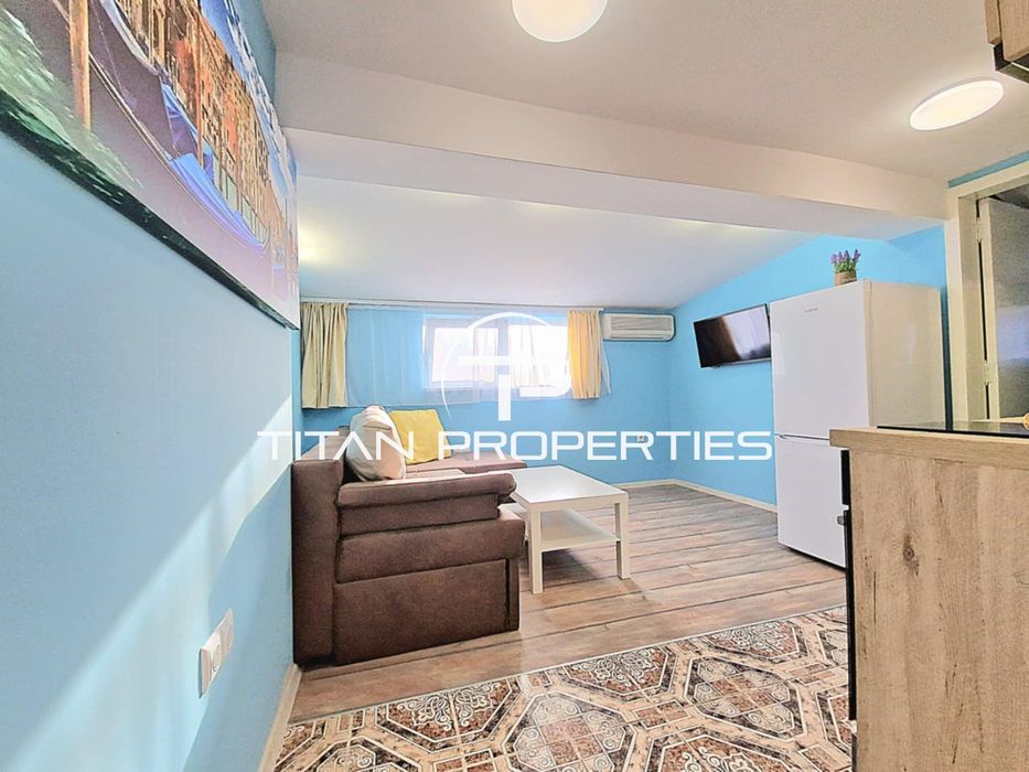 Дава се под наем Двустаен апартамент в Варна, Център - 35 кв.м за 450 € - Снимка #2