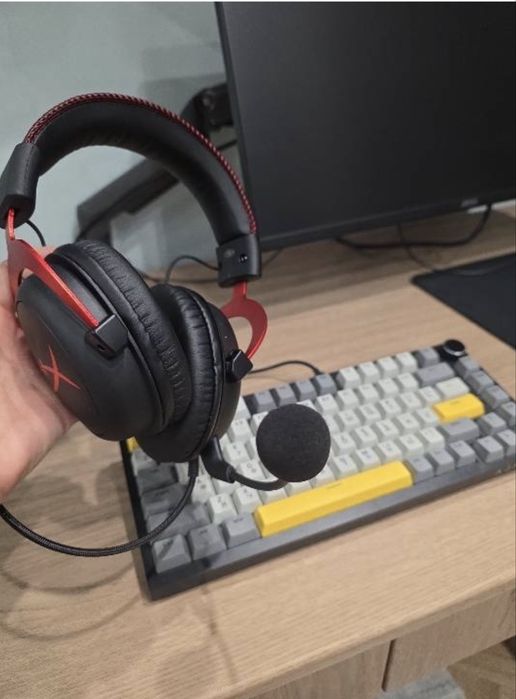 игровой наушник с микрофоном от HyperX 2