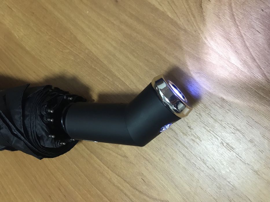 Зонт с фонариком, от дождя