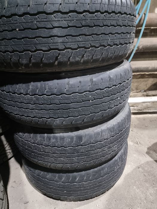 Продам Шины Dunlop (комплект)