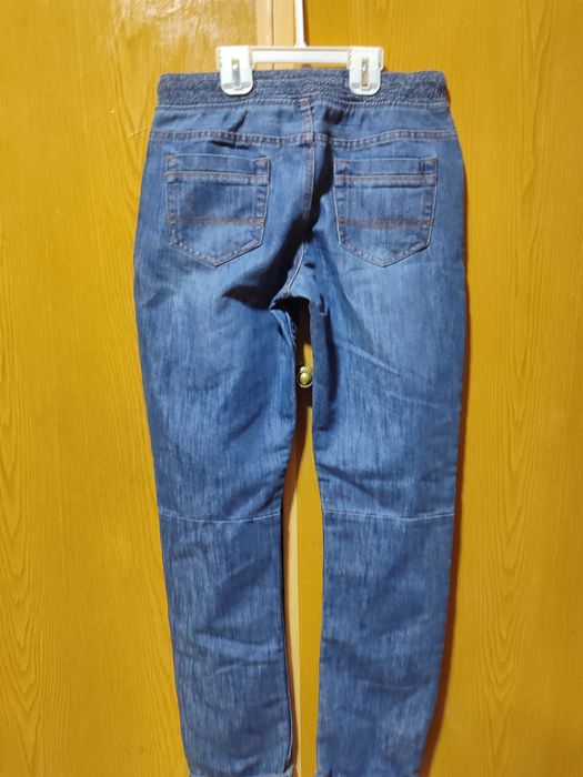 Джинсы для подростков