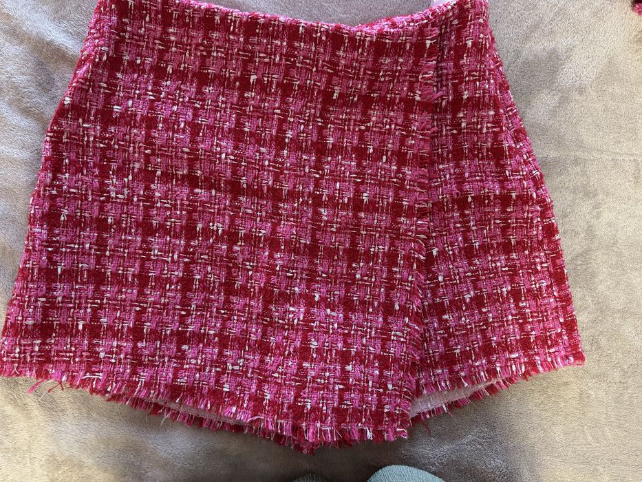 Комплект пола и сако без ръкав