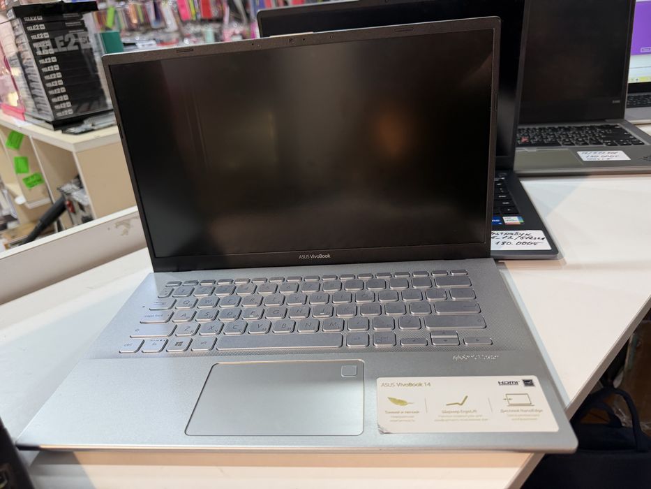 Ноутбук Asus vivobook