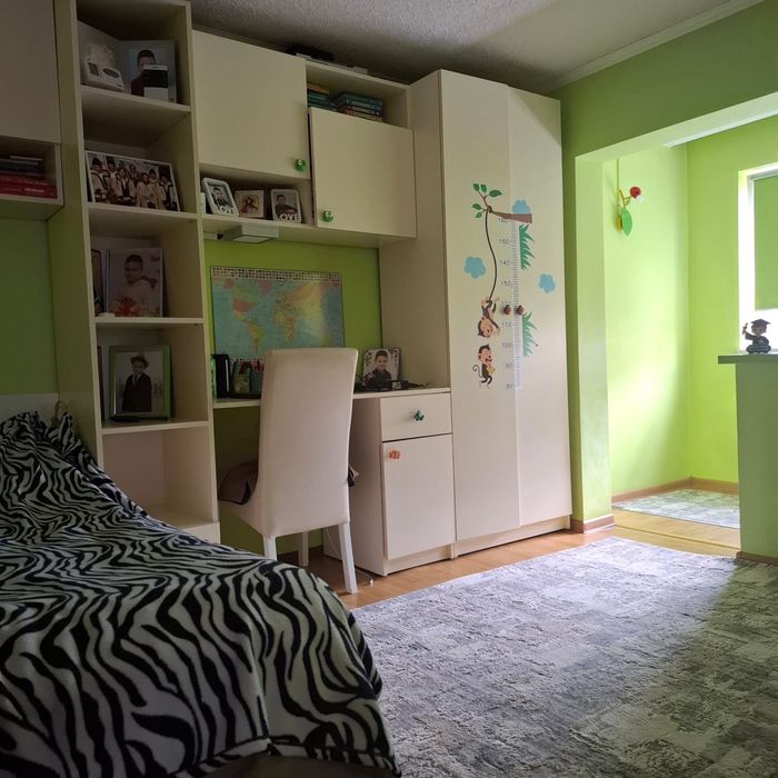 Vând apartament 3 camere