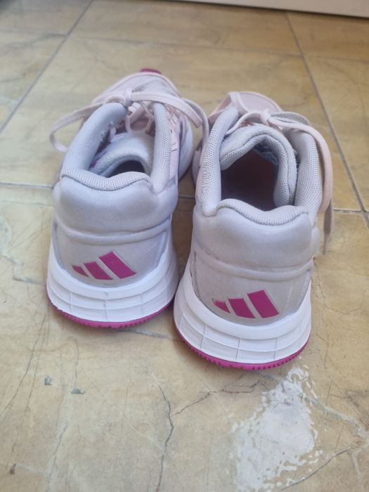 Маратонки Адидас