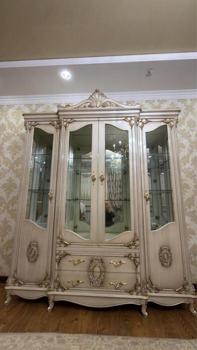 Стенка в гостиную