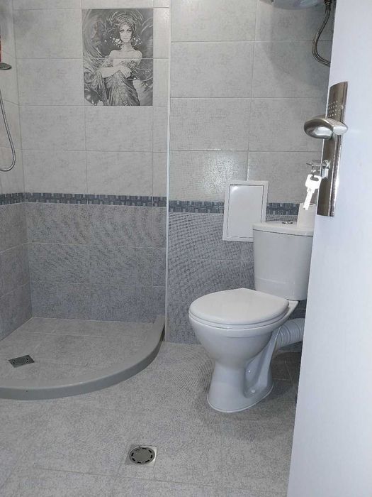 Дава се под наем Двустаен апартамент в Варна, Левски - 70 кв.м за 408 € - Снимка #4