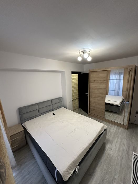 De inchiriat ap 2 camere decomandat
