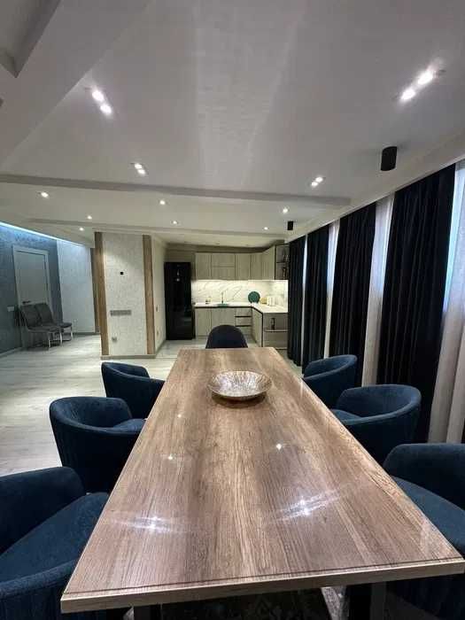 Сдаётся квартира под офис  Ор-р метро Беруний