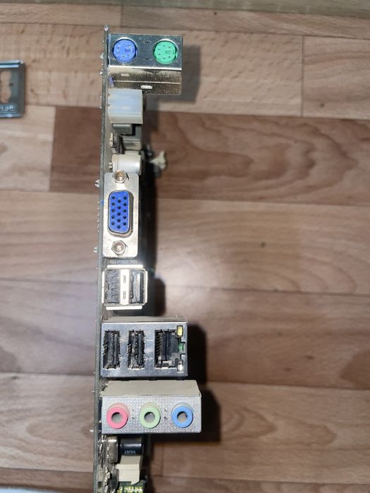 Продается материнская плата с кулером