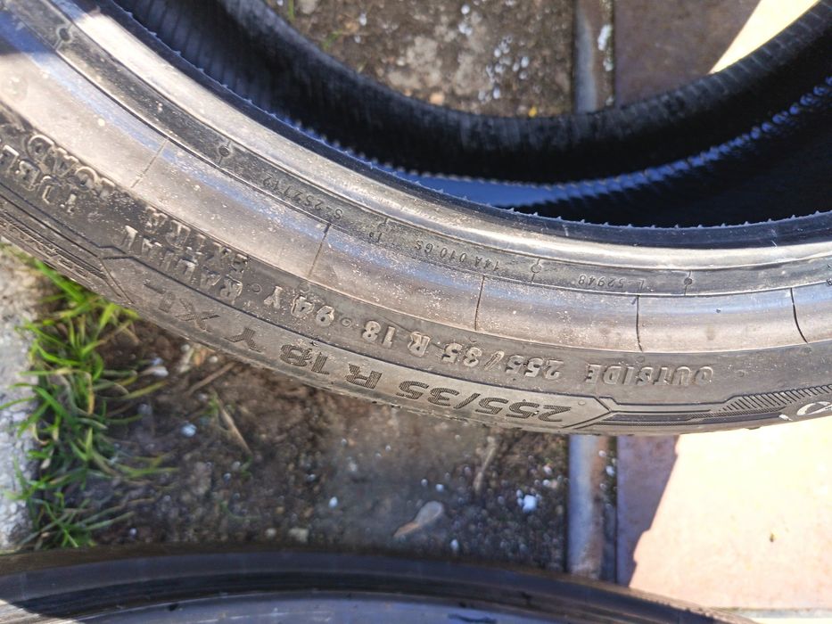 Anvelope vara 225 40 18 și 255 35 18 barum 5mm