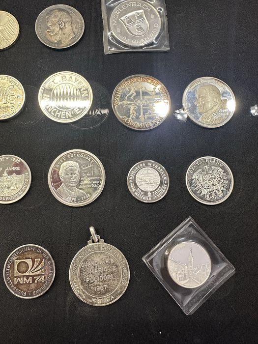 Сребърни медали ордени монети