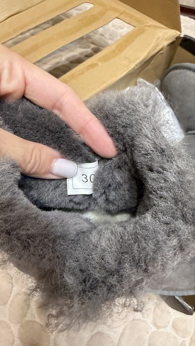 Продам детские UGG