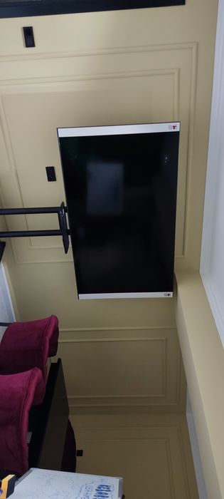 Аренда мобильных кранштейнов и телевизоров любых размеров