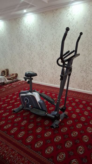 Эллиптический тренажер