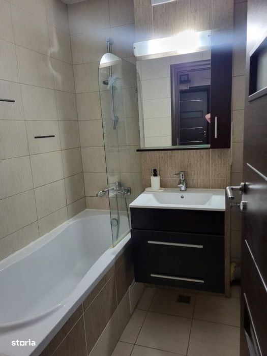 Apartament 3 camere de inchiriat, 75 mp, zona Calea Bucuresti