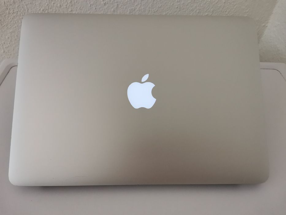 MacBook Air 13-inch