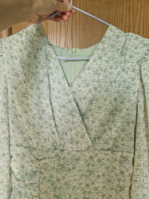 Платье зеленое мини