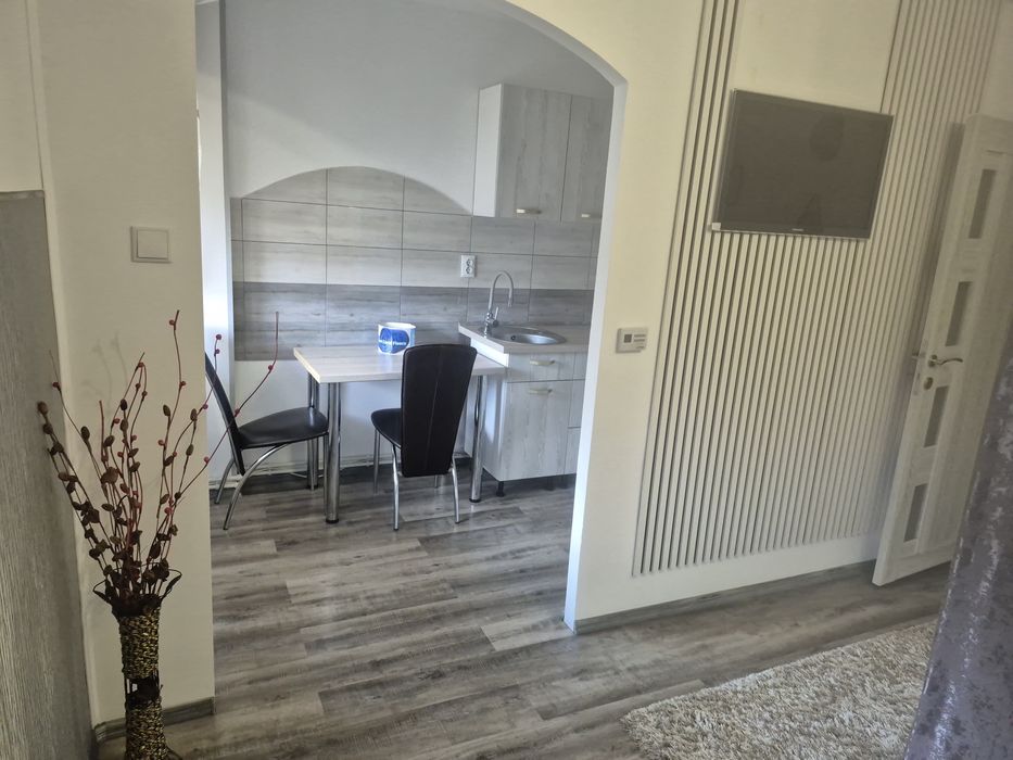 De  Închiriat in regim Booking/Hotelier Turda  Piata Romana  nr13