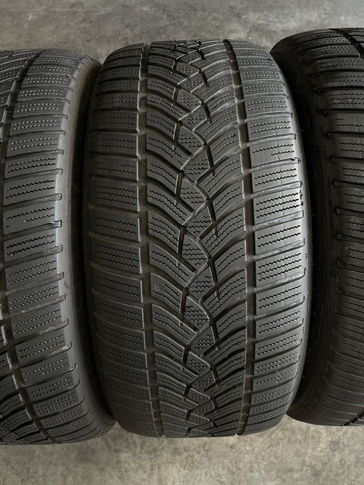 245 45 R18 100H M+S iarna Goodyear Set anvelope cauciucuri DOT 2023
