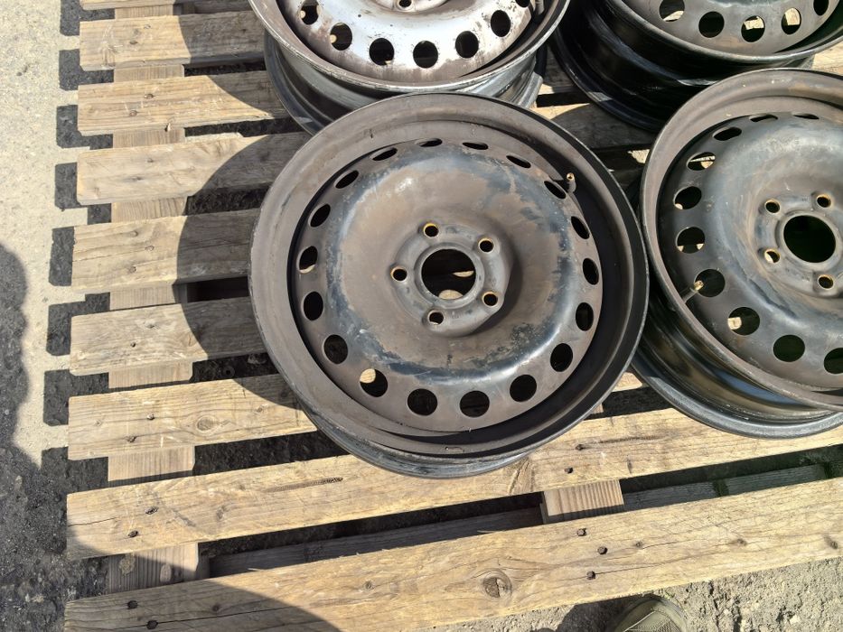 15 цола 5 х 108 мм Рено Канго / Мерцедес Цитан - 6 инча / ЕТ 44