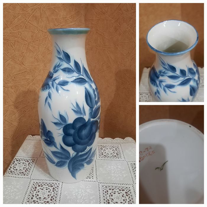 Большая, красивая,  винтажная фарфоровая ваза «Синие цветы», Краснодар