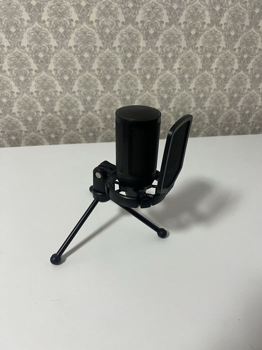 Микрофон Fifine A6V