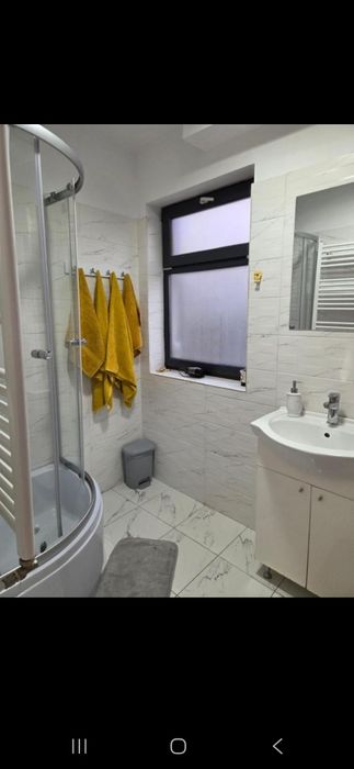 Apartament  si studio cu întrări  separate  ideală pentru  două  famil