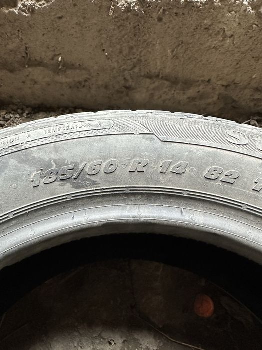 Продам шины в хорошем состоянии.