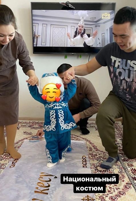 1 жасқа костюм тұсау кесер