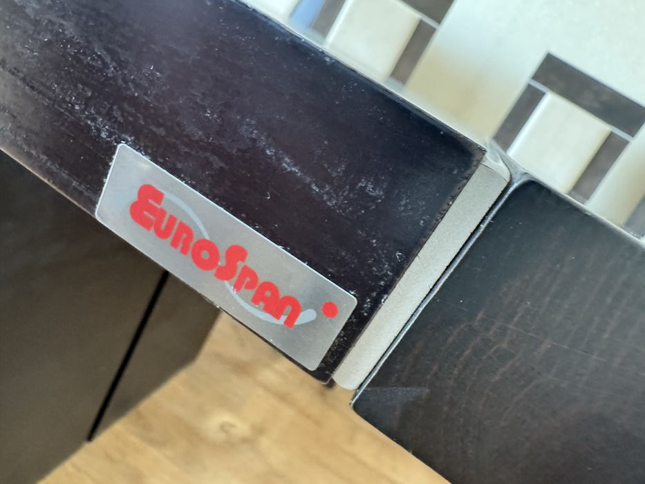 Стол со стульями