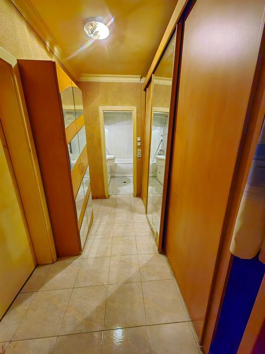 Продава се Тристаен апартамент в София, Гоце Делчев - 120 кв.м за 3084 €/кв.м - Снимка #16