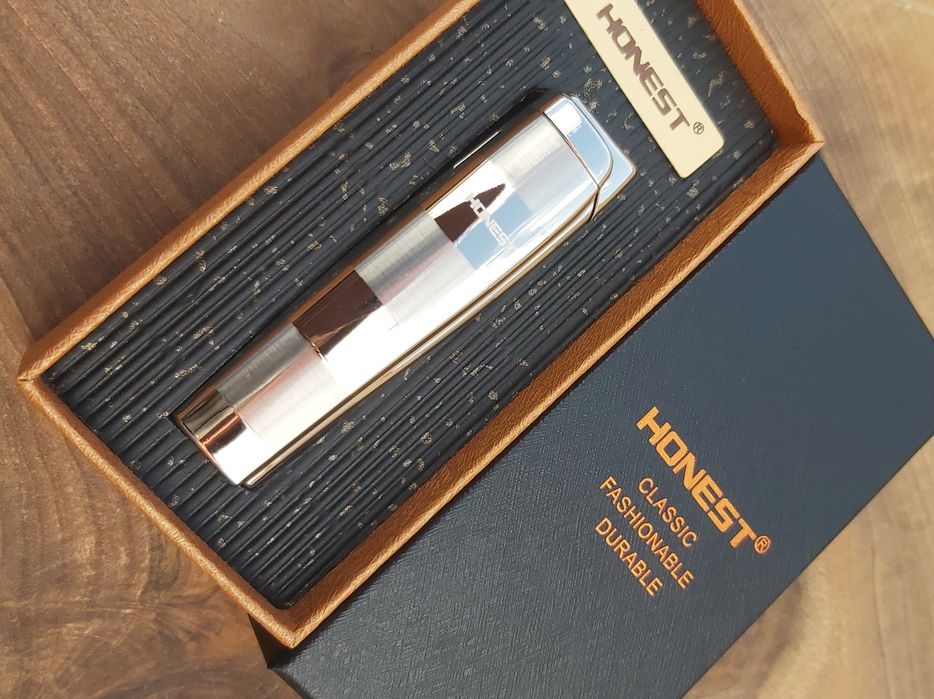 Луксозна запалка HONEST в подаръчна кутия,3 цвята