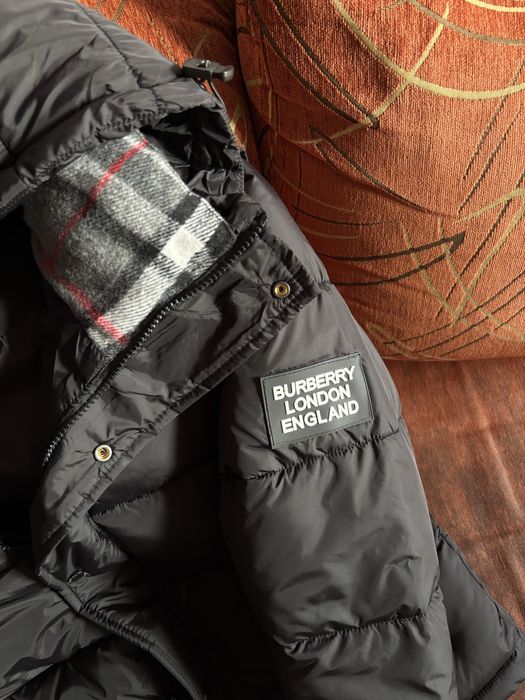 Burberry Puffer Яке