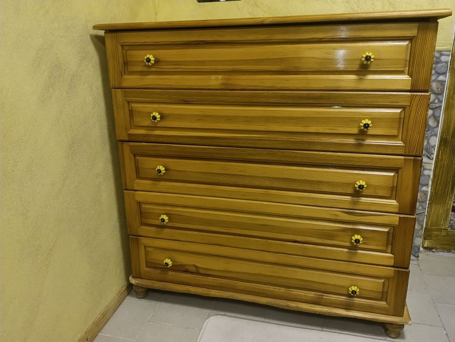 Масивен старинен чамов скрин - 225 лв