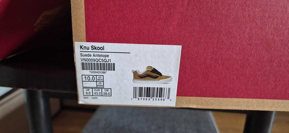 Vans Knu Skool EUR 43 US10 28.0cm
