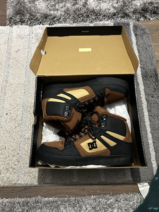 Dc shoes ceo v5 10118