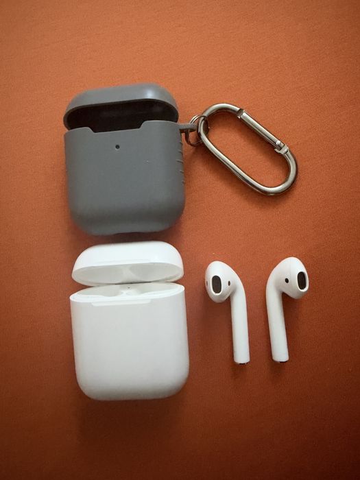 Vand casti AirPods generatia 2