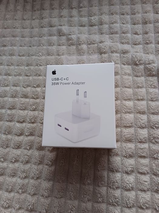 Apple Dual Adapter