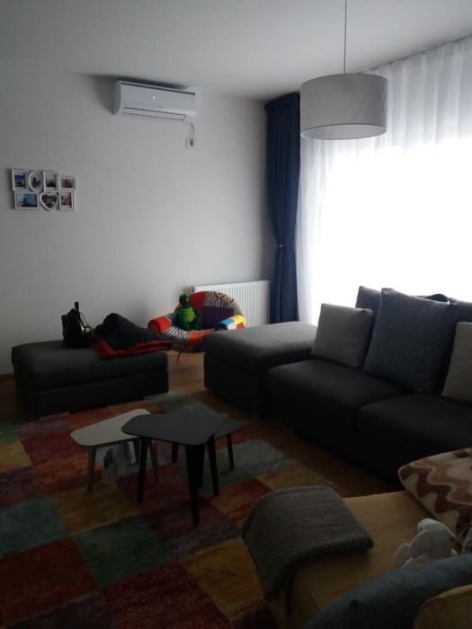 De inchiriat, Ap 3 camere decomandat!