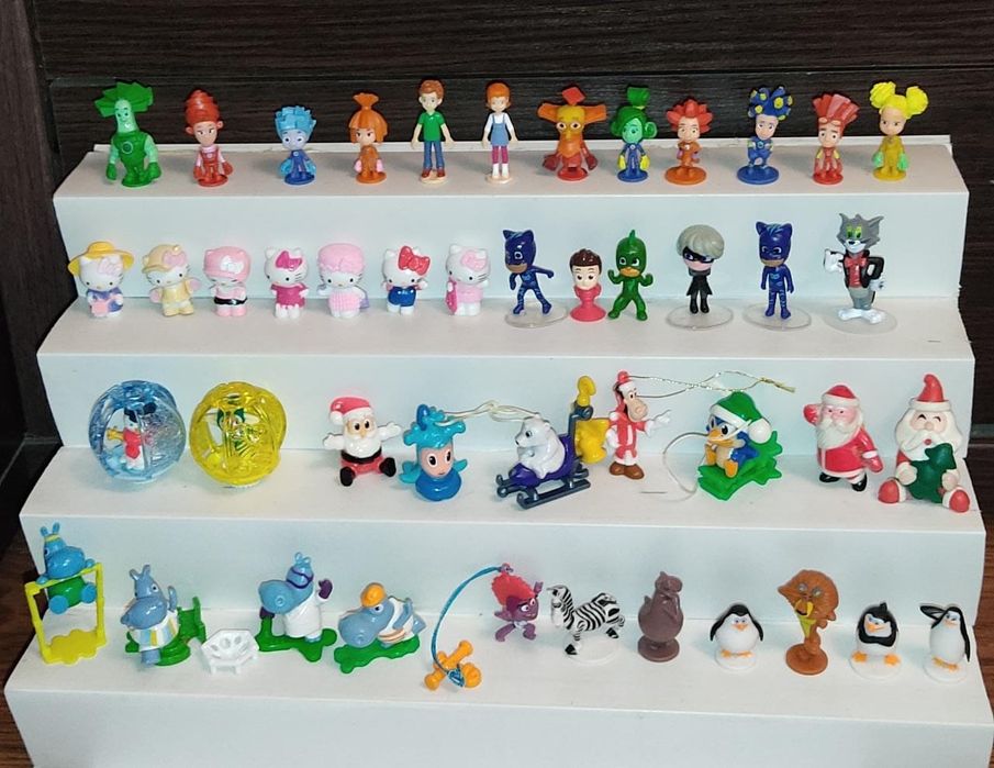 Игрушки киндер единички и сериями