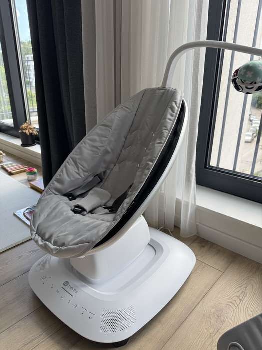 Бебешка люлка 4moms mamaRoo 5 Grey + Възглавничка за новородено