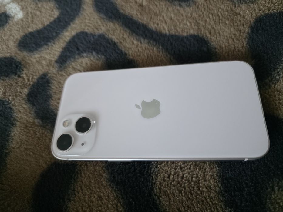 Продам Iphone 13 128gb в розовом цвете