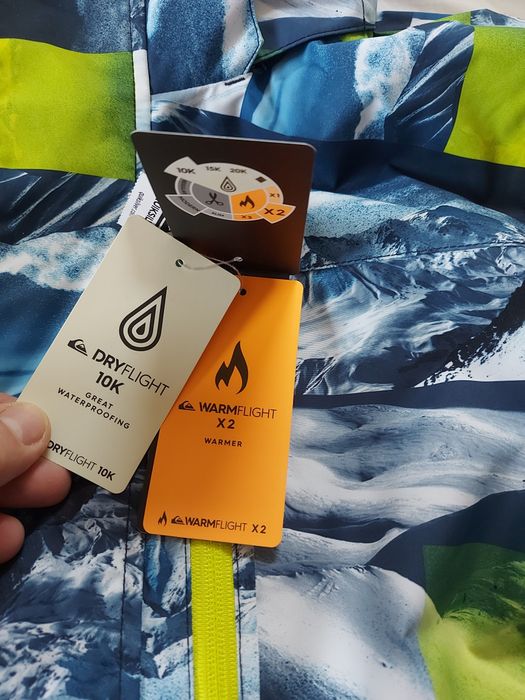 Vând geacă ski quiksilver